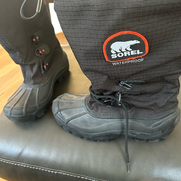Men’s Sorely Artic insulated boots- sz 8 - Picture 2 of 3